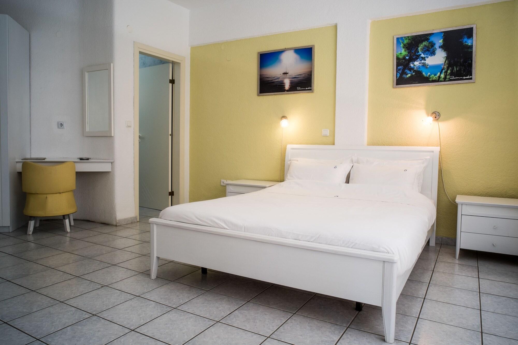 Dryades Hotel Siviri Esterno foto
