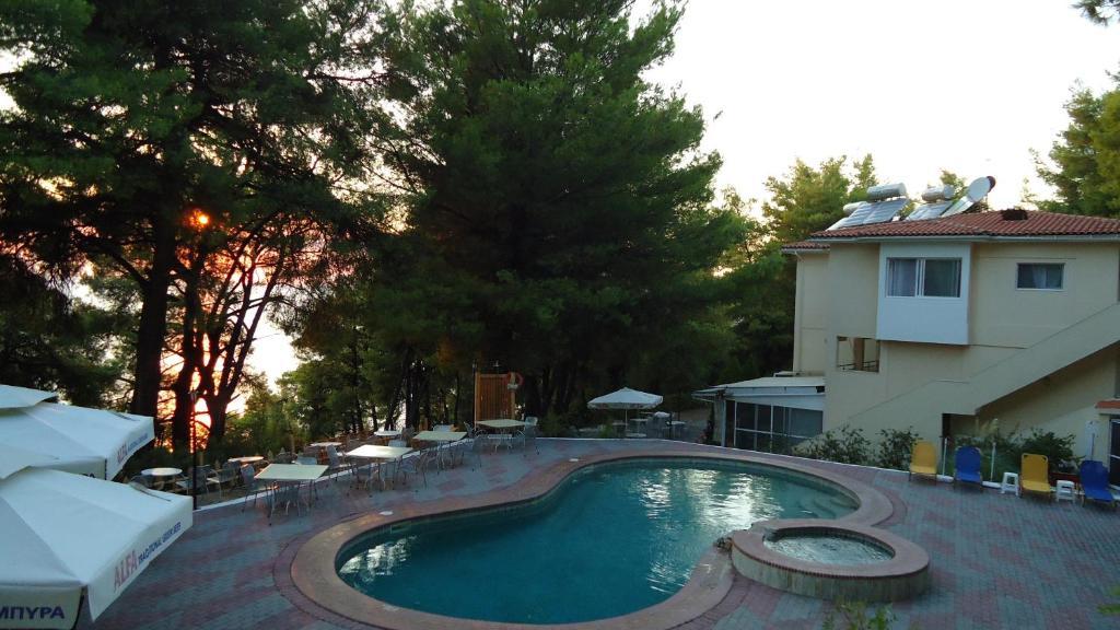 Dryades Hotel Siviri Esterno foto