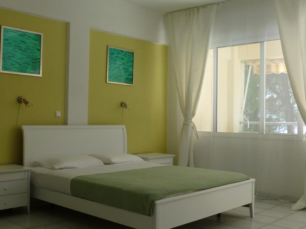 Dryades Hotel Siviri Esterno foto