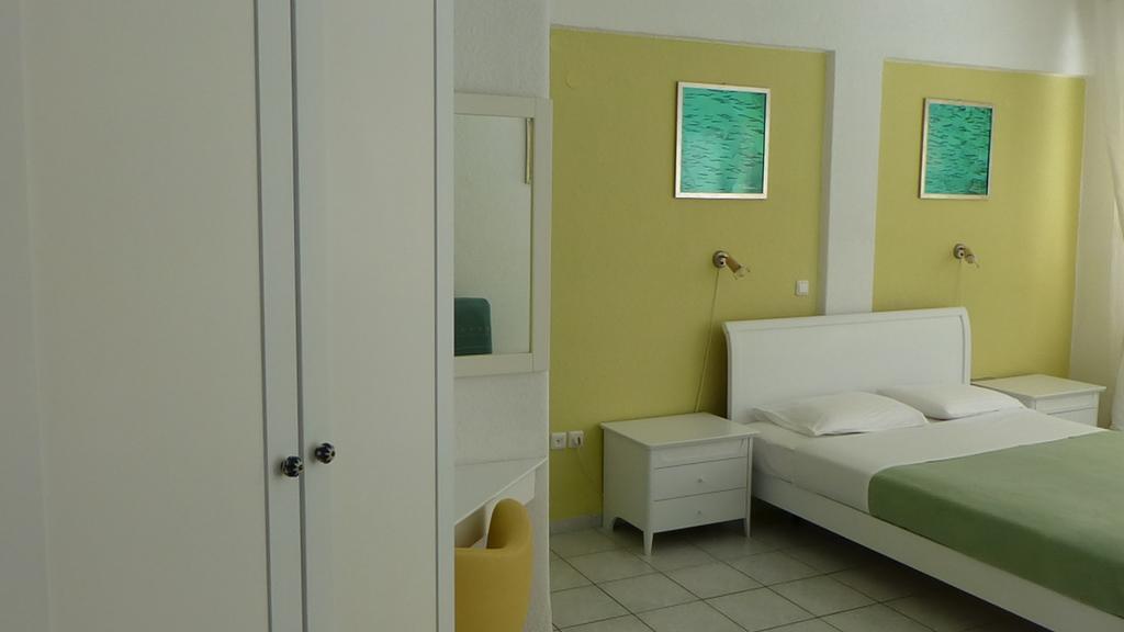 Dryades Hotel Siviri Esterno foto